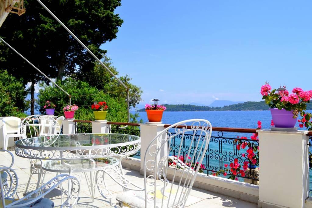 Villa Violeta Lefkada Nydri Exterior photo